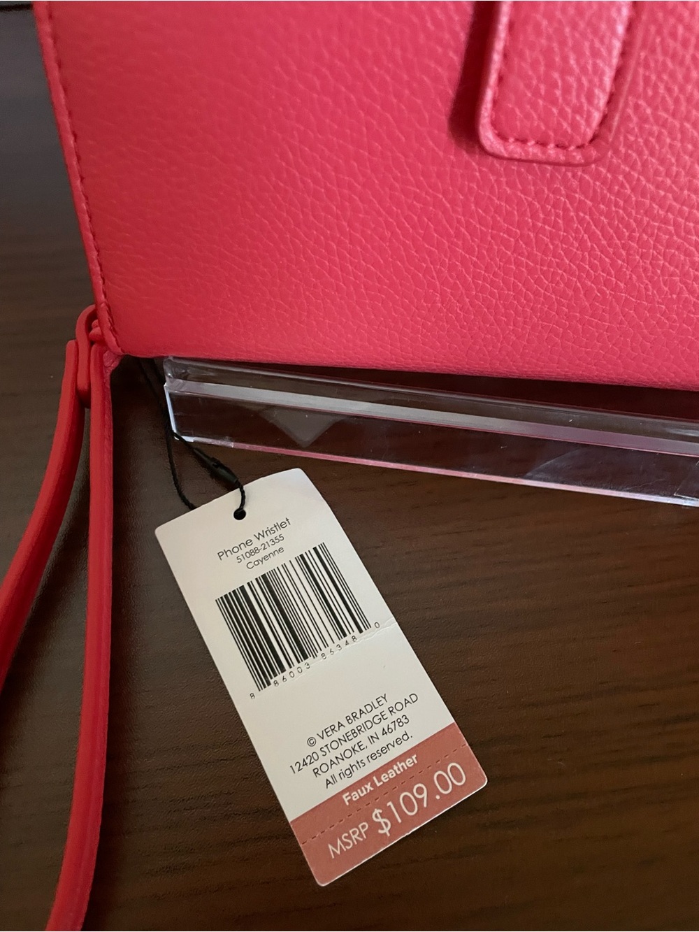 Very Bradley Cayenne phone wristlet, keychain, and coin purse bundle - Picture 3 of 9